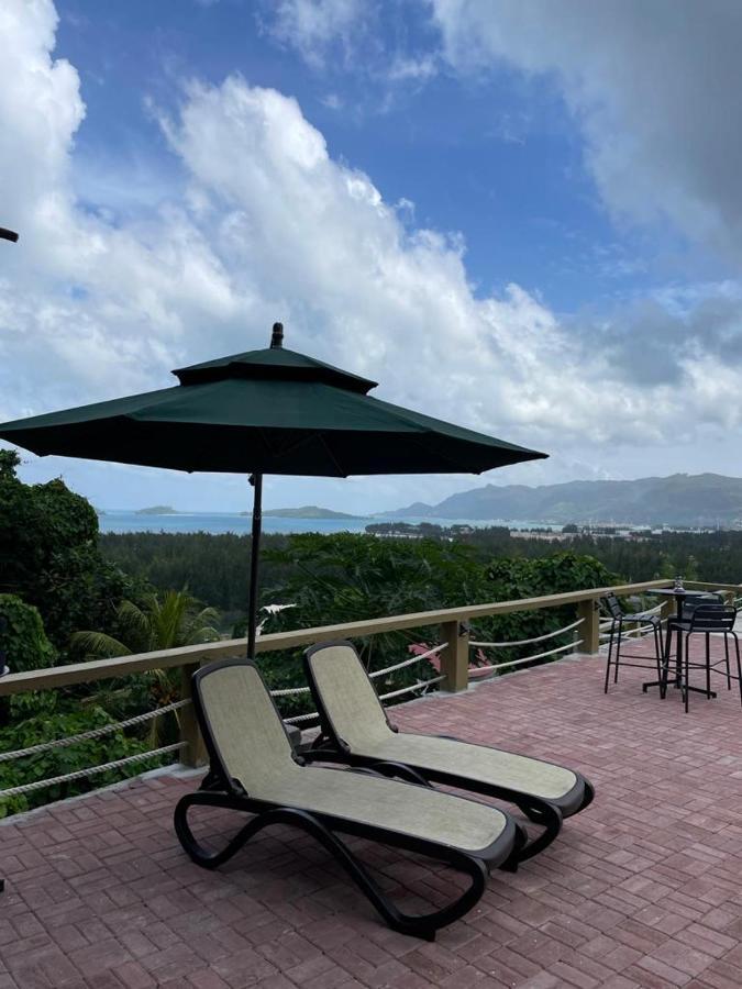 Auguste Holiday Residence Anse Etoile Exterior photo